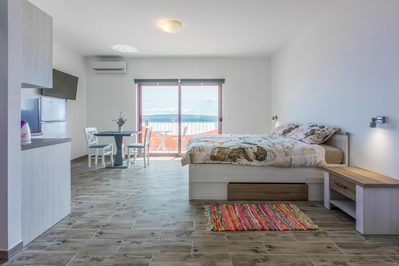 Apartmani Rino Dramalj Exterior photo
