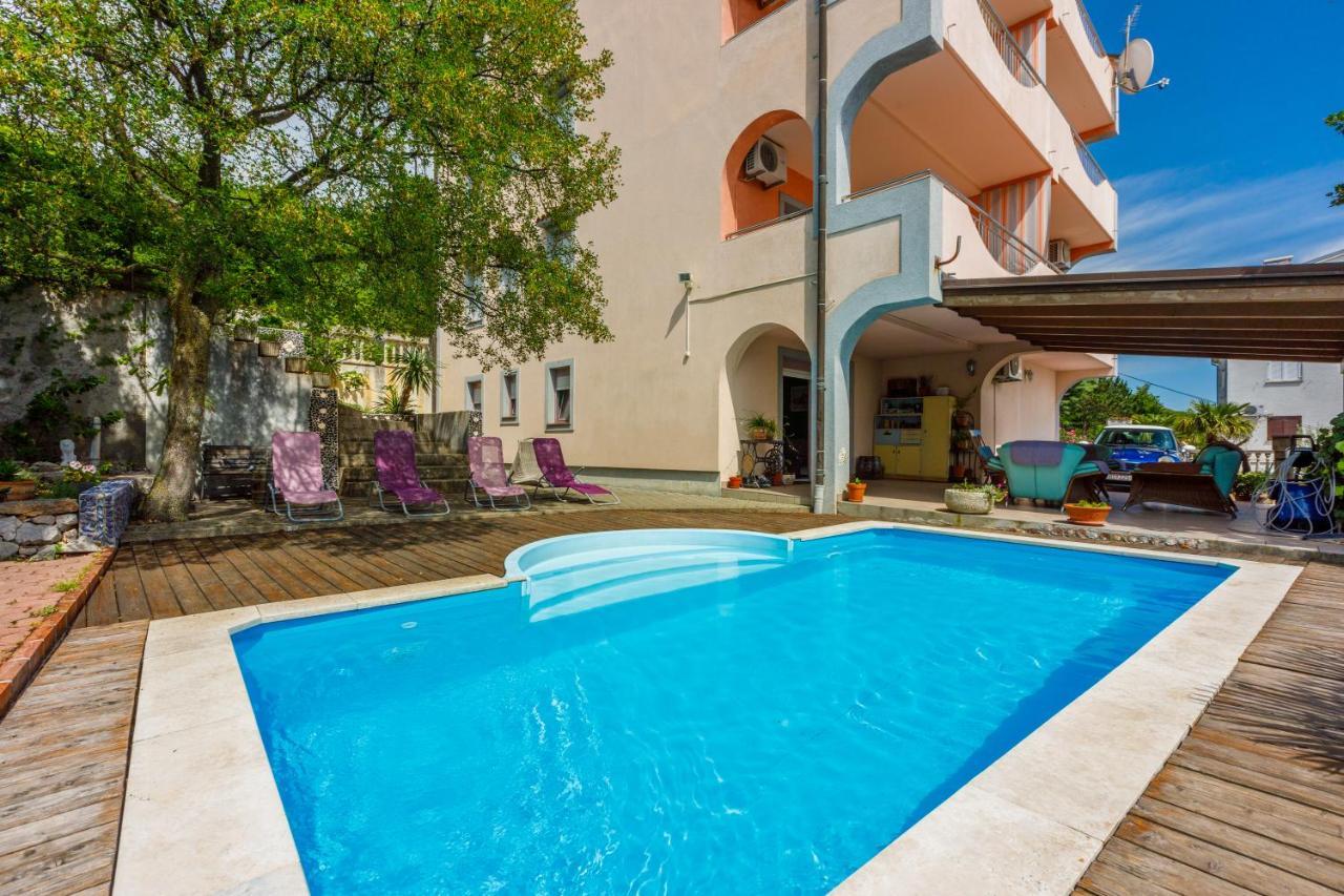 Apartmani Rino Dramalj Exterior photo